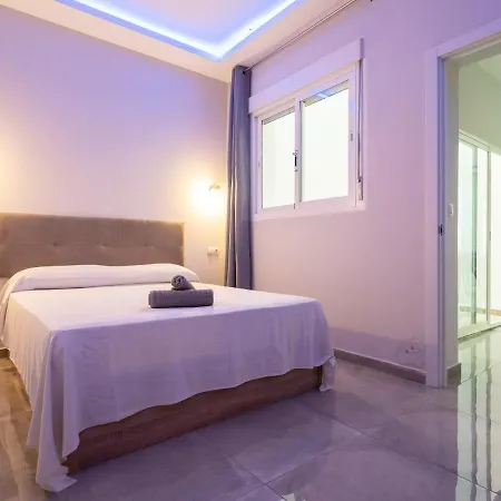 Luxury 1 פואנגירולה