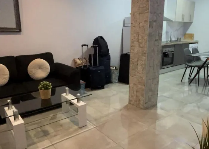 דירה Luxury 1 פואנגירולה